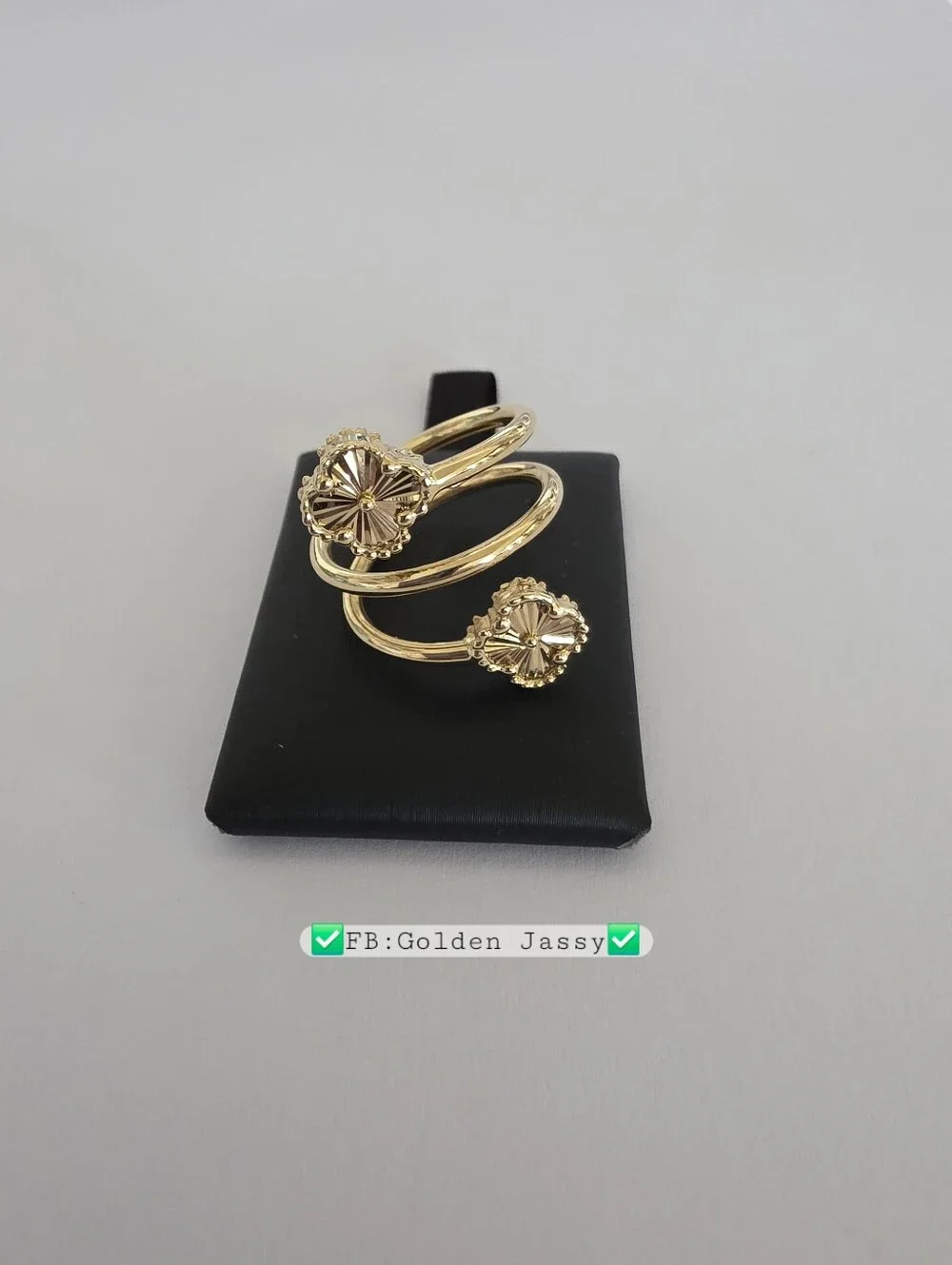 18K Real Gold Spiral Clover Ring 6